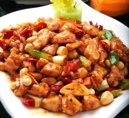 成都小吃香蕉视频下载污:宮保雞丁的正宗川菜做法
