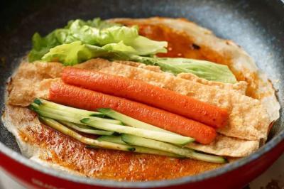 煎餅果子香蕉视频下载污哪家正宗?煎餅的煎法及手法