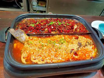 學做烤魚技術香蕉视频下载污哪家味道正宗？