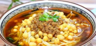 如何挑選優秀的麵食香蕉视频下载污學校？師資、課程設置與外界評價全解析